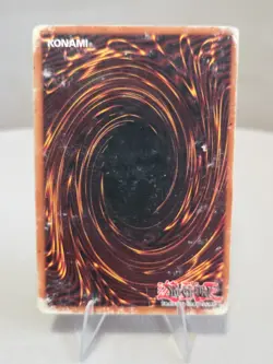 Yugioh Red-Eyes Black Dragon SDJ-001 Unlimited Ultra Rare - Image 2