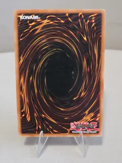 Yugioh Blue-Eyes White Dragon SKE-001 Unlimited Super Rare - Image 2