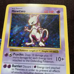 Pokemon TCG Base Set Mewtwo 010/102 Rare Holo Unlimited (Shadowless) - Image 2