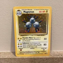 Magneton 9/102 - Base Set Holo - WOTC Pokemon TCG 1999 - LP - Image 1