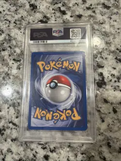 Pokemon TCG Ho-Oh #250 Neo Revelation Holographic Card PSA 8 - Image 2
