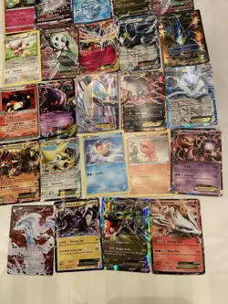 Pokemon 24 Card Lot vintage - Image 3