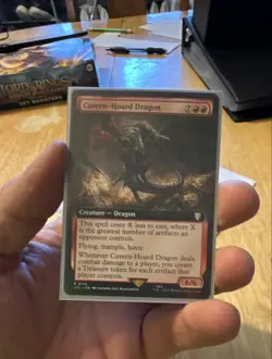 Cavern-Hoard Dragon (Extended Art) : the Lord of the Rings:Middle-Earth Regular - Image 1