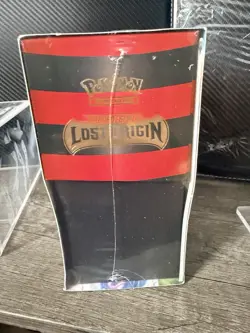 Pokemon TCG Sword & Shield Lost Origin Elite Trainer Box Giratina 2022 - Image 2