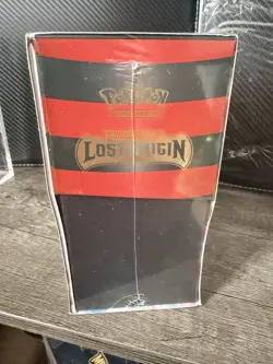 Pokemon TCG Sword & Shield Lost Origin Elite Trainer Box Giratina 2022 - Image 4