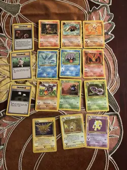 Wizards of the Coast Pokemon TCG Fossil Unlimited 13-Card Lot English 1999 - Image 1