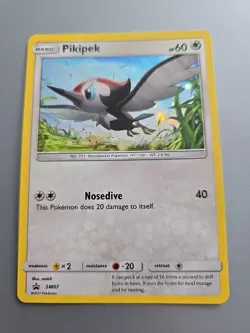 Pikipek SM07 NM POKEMON Black Star Promo Holo - Image 1