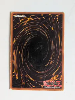 Yugioh Dark Magician SDY-006 Unlimited Ultra Rare - Image 2