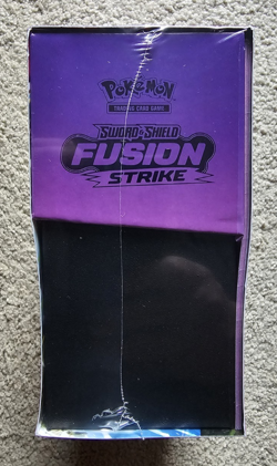 Pokemon TCG: Sword & Shield Fusion Strike Elite Trainer Box (ETB) w/protector - Image 5
