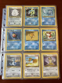 Pokemon TCG 1999-2000 WOTC Base 2 Set 32 Card Bundle Holo Chansey Gyarados Rare - Image 1