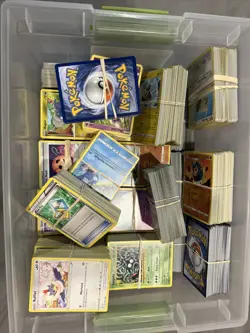 Pokemon lot of 500 TCG regular rare and rare Trading Cards. - Image 1