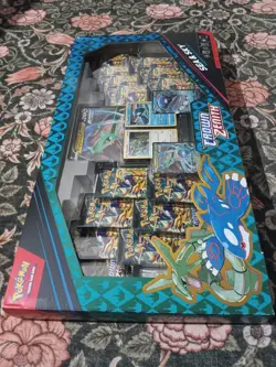Pokemon TCG Crown Zenith Sea and Sky Premium Collection Box New Sealed - Image 4