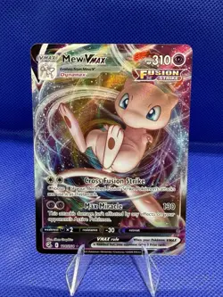 Pokemon Mew VMAX Ultra Rare Swsh08 Fusion Strike Holo 114/264 - Image 1