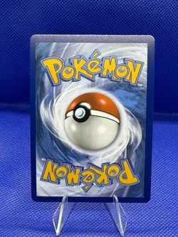 Pokemon Mew VMAX Ultra Rare Swsh08 Fusion Strike Holo 114/264 - Image 2