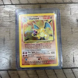 Pokemon TCG Charizard 4/102 Base Set Holo Rare 120 HP English 1999 - Image 1