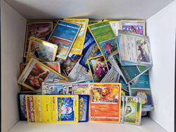 Pokemon TCG Joblot Bundle 700 + Regular/Holo/Reverse Holo Unsorted 2020 - 2026 - Image 1