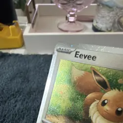 The Pokemon Company Eevee 133/165 MEW Basic 70 HP Stamped Holo Pokemon TCG - Image 4