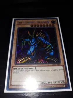 YUGIOH! Tri-Horned Dragon LOB-EN000 (25th Anniversary) Secret Rare Unlimited NM - Image 1