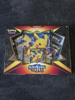 Pokemon - Shining Fates Pikachu V Collection - Image 1