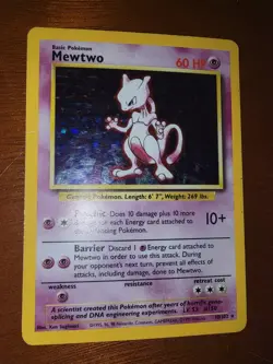 Mewtwo 010/102 Base Set Holo Rare Card HTF - Image 1
