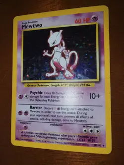 Mewtwo 010/102 Base Set Holo Rare Card HTF - Image 3