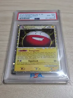2010 POKEMON TRIUMPHANT ELECTRODE PRIME #93 ULTRA RARE HOLO PSA 8 NM - Image 5