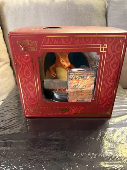 NEW & SEALED Pokemon TCG - Charizard ex Super Premium Collection Figure Box - Image 4