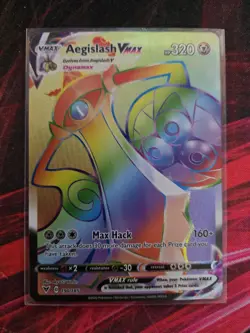 Aegislash VMAX 190/185 Hyper Rare Rainbow Holo Full Art Pokemon Vivid Voltage - Image 3