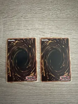Yugioh Cards Red Eyes Black Metal Dragon Metalmorph Holos Set with Bonus Gift! - Image 2