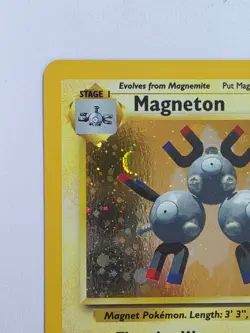 Pokemon TCG Magneton Base Set 9/102 Holo - Image 4