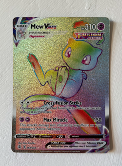 Pokemon Card, Mew VMAX, Fusion Strike, scratchy Shiny Rainbow - Image 5