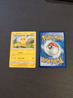 Pokemon TCG Pikachu Evolving Skies 049/203 Regular Common - Image 1