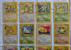 Vintage Pokemon TCG lot of 26 Jungle Edition cards Jolteon Scyther no duplicate - Image 2
