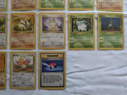 Vintage Pokemon TCG lot of 26 Jungle Edition cards Jolteon Scyther no duplicate - Image 5