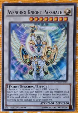 Yugioh! Avenging Knight Parshath LC5D-EN230 Common 1st Edition Moderately Played - Image 1