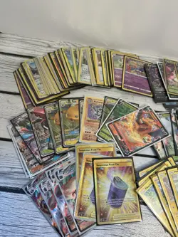150+ pokemon cards, holo and pokemon v, v max and gx, full arts and more - Image 1