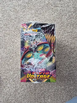 Pokemon TCG: Sword & Shield - Vivid Voltage Booster Box - Factory Sealed - Image 2