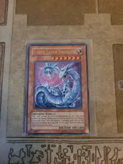 YUGIOH CYBER LASER DRAGON SOI-EN007 ULTRA 1ST ED LP - Image 1