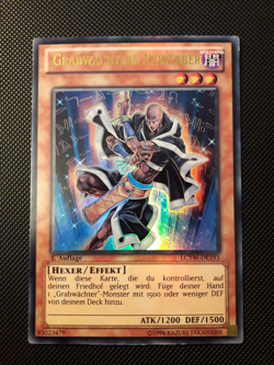 Yu-Gi-Oh! Grabwachters Anwerber, LCYW-DE193, UR, 1. Auflage, Deutsch, Excellent - Image 1