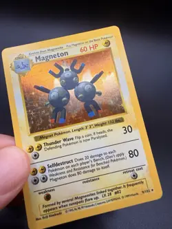 Magneton 9/102 Holo Shadowless Rare Base Set 1999 WOTC LP Pokemon Card - Image 2