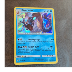 Gyarados 33/147 Sm-Burning Shadows Holo Rare Stage 1 150 HP Pokemon TCG (EN) - Image 1