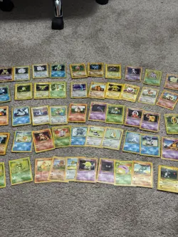 Pokemon TCG COMPLETE SET (Basic, Jungle, Fossil); 3 PSA rated; + promo cards - Image 2