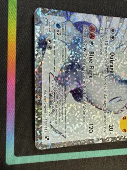 Pokemon - Reshiram 113/114 Celebrations: Classic Collection Holo - Image 4