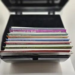 Weird N Wild Creatures Storage Box W/ 302 Large Cards Only 3 Duplicates EUC - Image 3