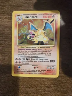 Pokemon TCG Charizard 4/102 Base Set Holo Rare WOTC English - Image 2