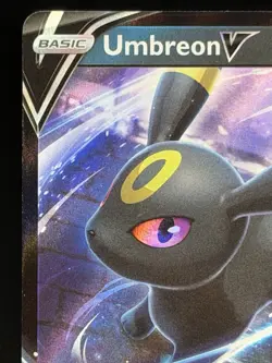 Umbreon V SWSH203 Pokemon Sword & Shield Black Star Promo - Image 3