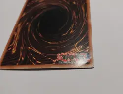Yu-Gi-Oh! Dark Magician SDY-006 ULTRA RARE - LP Crease - Image 4