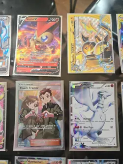 36 Pokemon 2011 Cards Ultra Rare***Charizard*** - Image 4