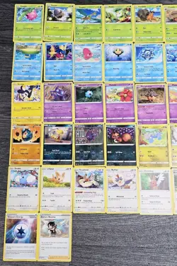 Pokemon TCG x47 Evolving Skies Bundle - Rare, Reverse Holo, Common, Uncommon NM - Image 2