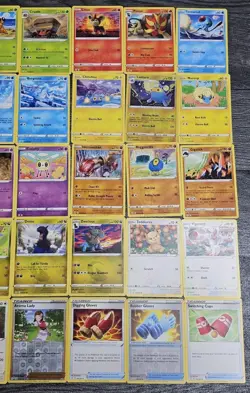 Pokemon TCG x47 Evolving Skies Bundle - Rare, Reverse Holo, Common, Uncommon NM - Image 3
